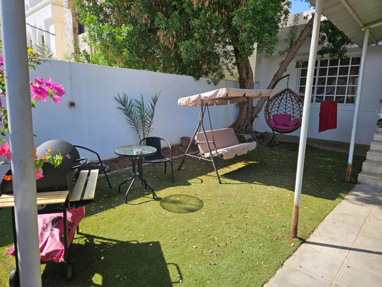 Legacy Hostel Muscat Exterior foto